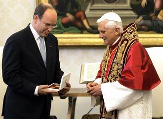 Принц с медалями